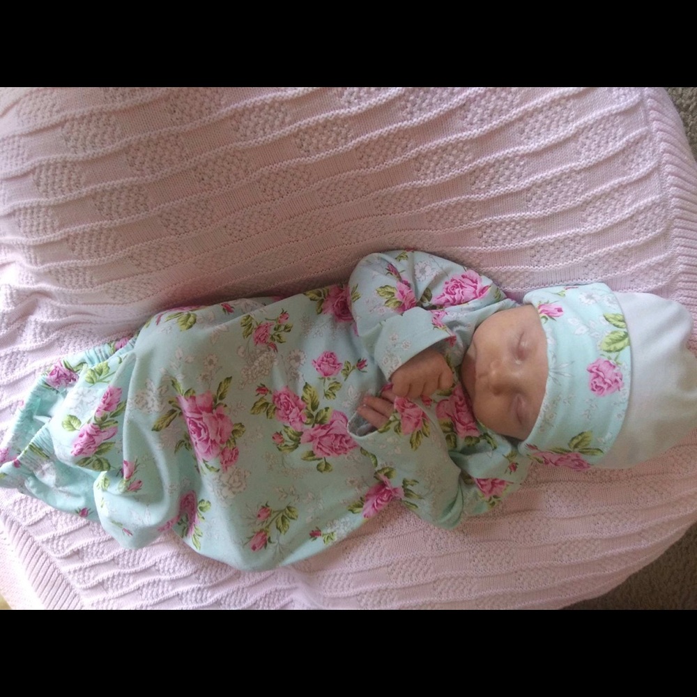 Infant Gown w/ Matching Reversible Hat